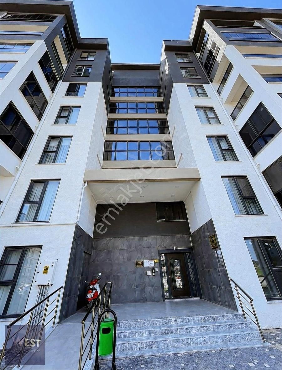 Çanakkale Esenler Karacaören De Geniş 2+1 Daire