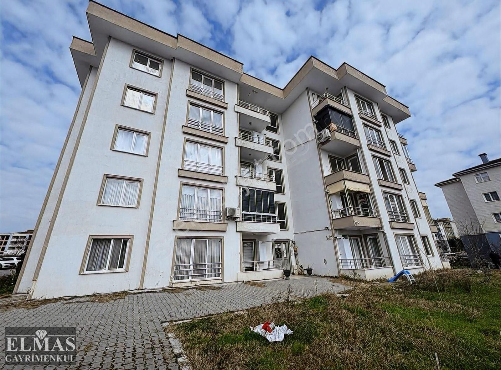 Adapazarı Korucuk'da Harika Konumda Satılık 2+1