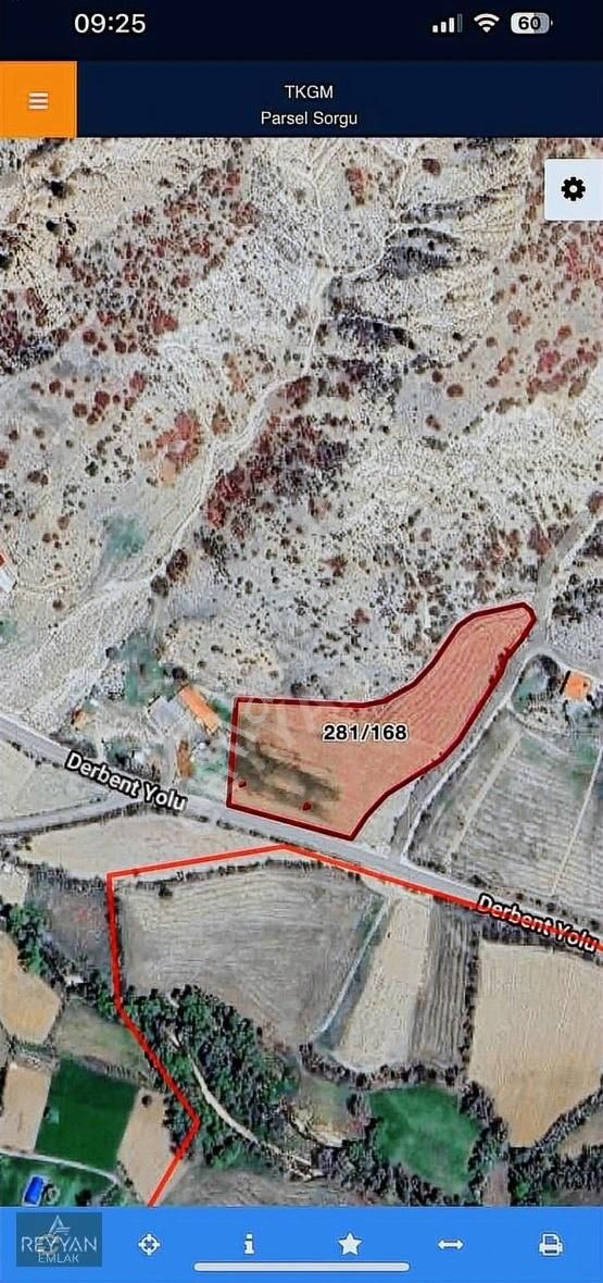 Tepekent Mahallesi - Başarakavak Sınırında Asfalt Cephe Müstakil