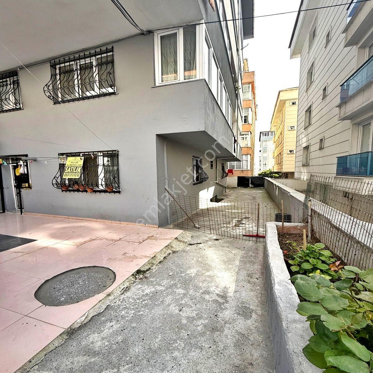 Avcılar Gayrimenkul'den Satılık Ferah Güney Cephe Daire