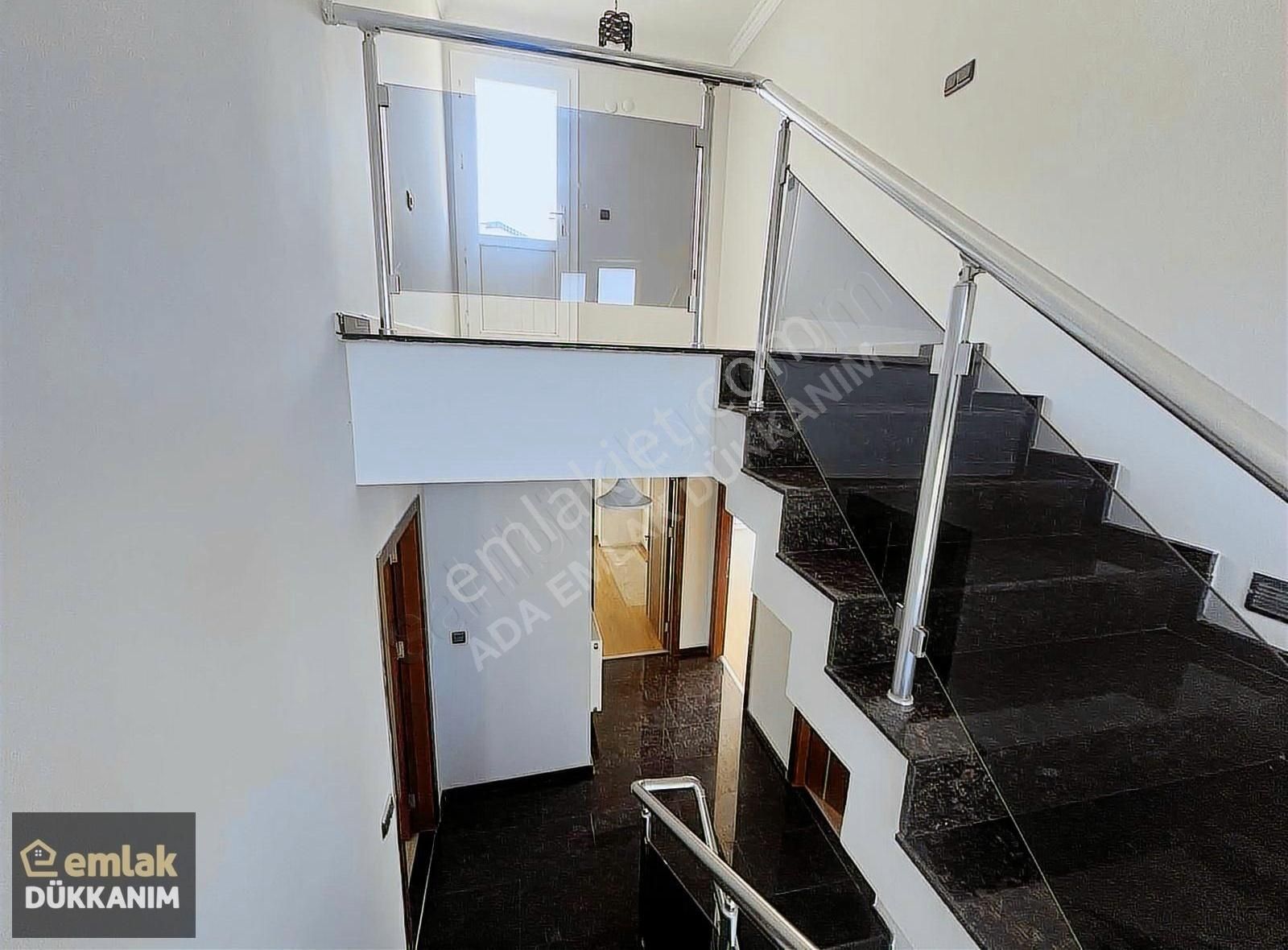Marinada Eşsiz Villa
