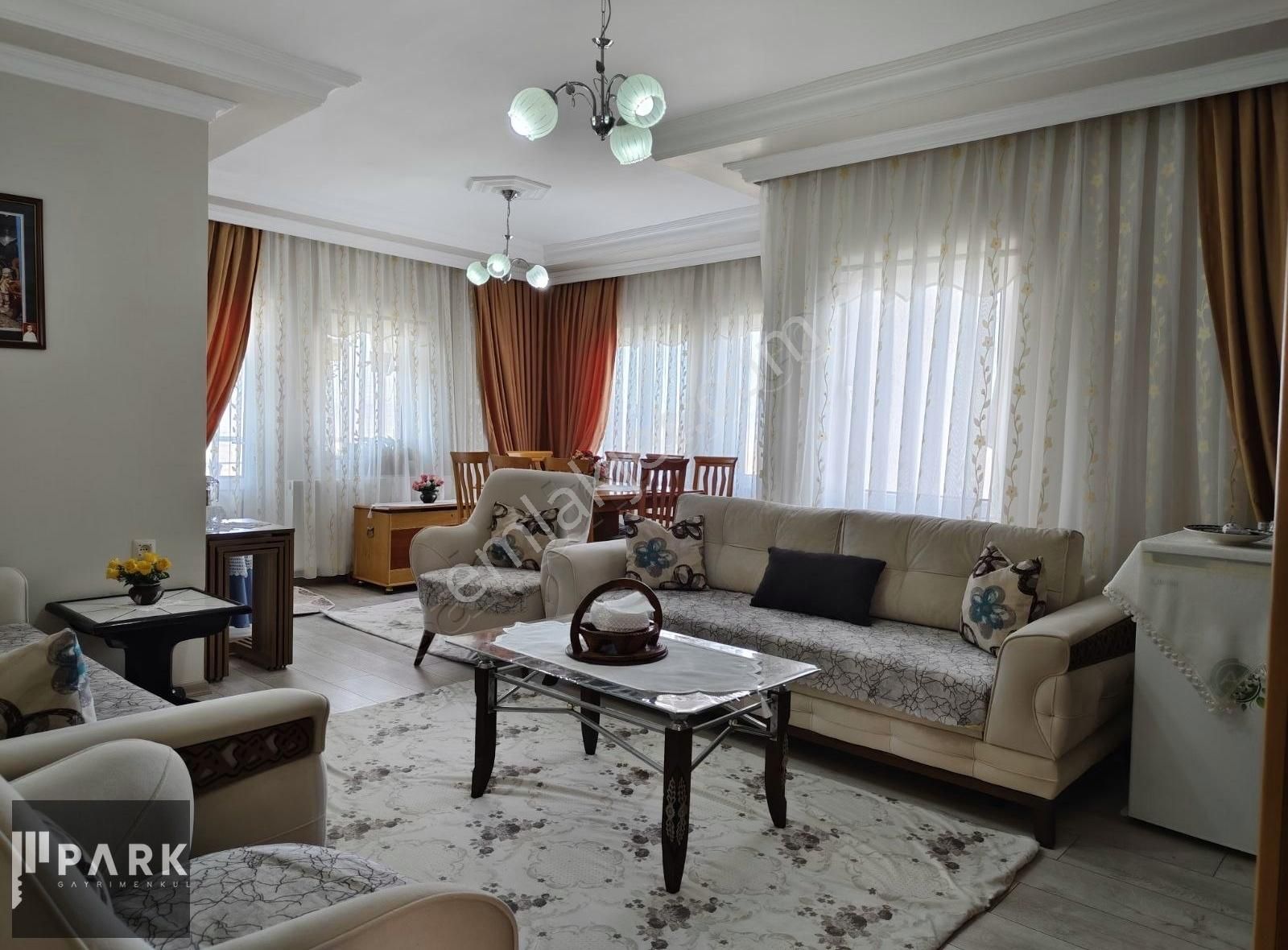 Park Gayrimenkulden Sultandere Satılık Siteiçi 3+1 Bakımlı Daire