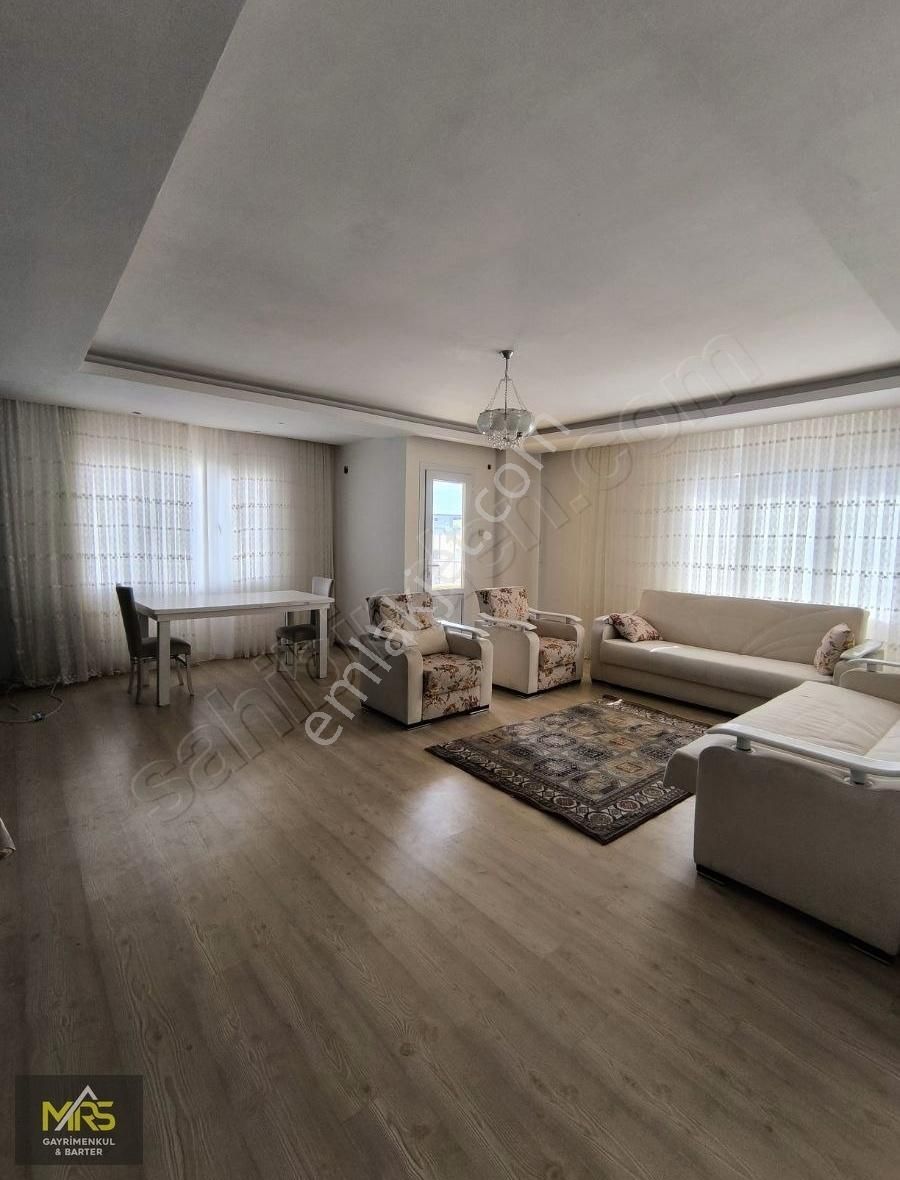 Mrs Gayrimenkulden Adnan Menderese 50metre 4+1 Bğmszmtfk Daire