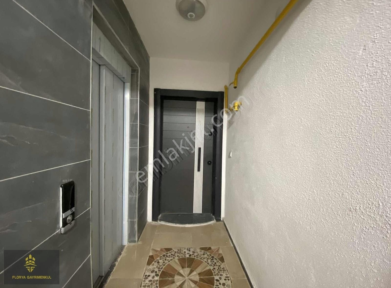 Florya Gm Gaziyakupsatar Yakını Lüx Ebeveyn Banyolu 3+1 Daireler