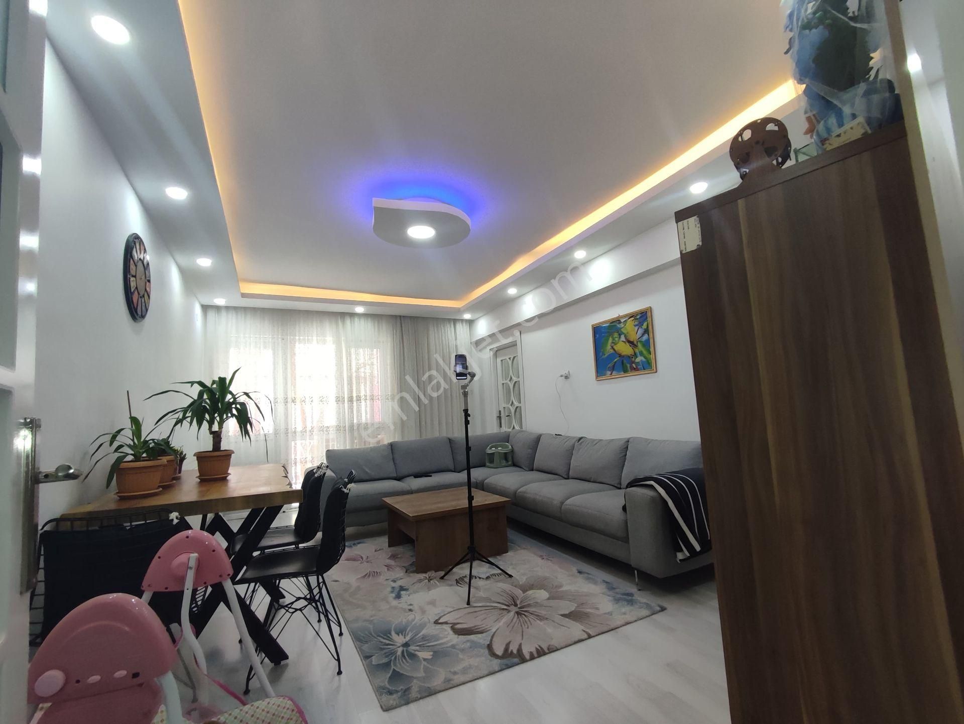 Yılmaz Gayrimenkulden Ful Yapılı 1 Kat Konum Şahane Daire Masrafsız Geniş Daire