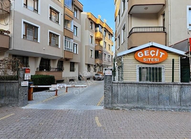 Özdallı Gayrimenkul'den Havzan Geçit Sitesinde Yapılı 4+1 Daire