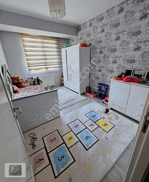 Tema Park Civarı Acıl Satılık 4.5+1