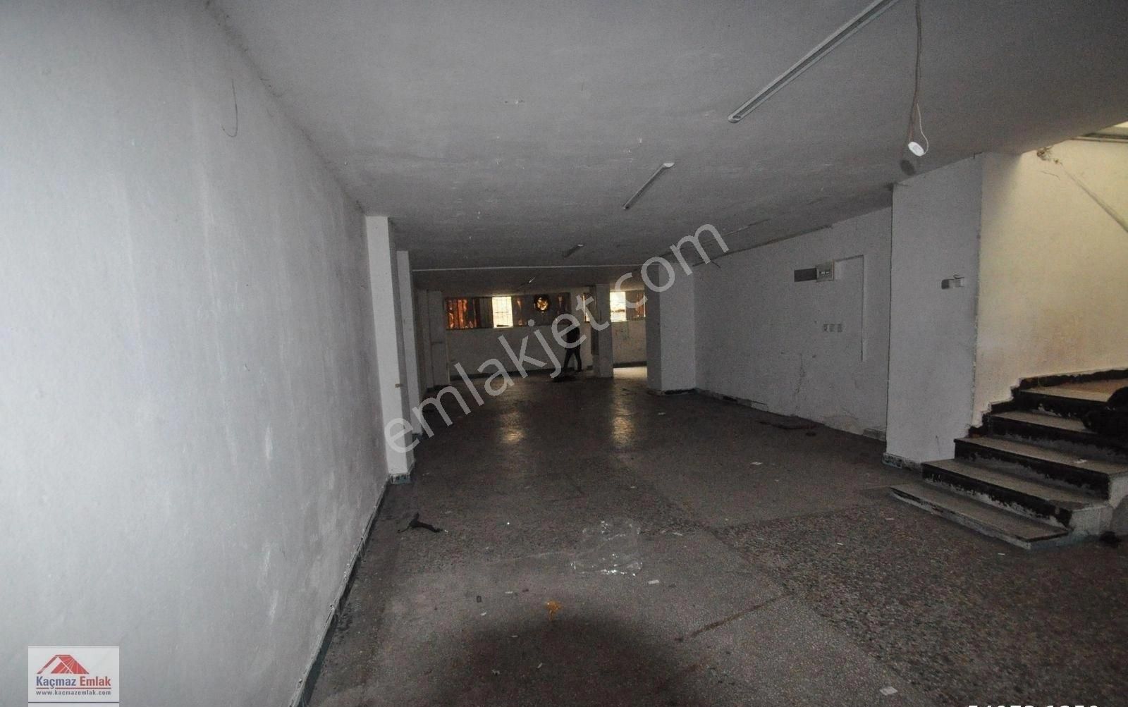 Bayrampaşa Kartaltepe Kaçmazdan Kiralık Net 120m2 Yarıbodrum Atölye Depo Vs.dükkan
