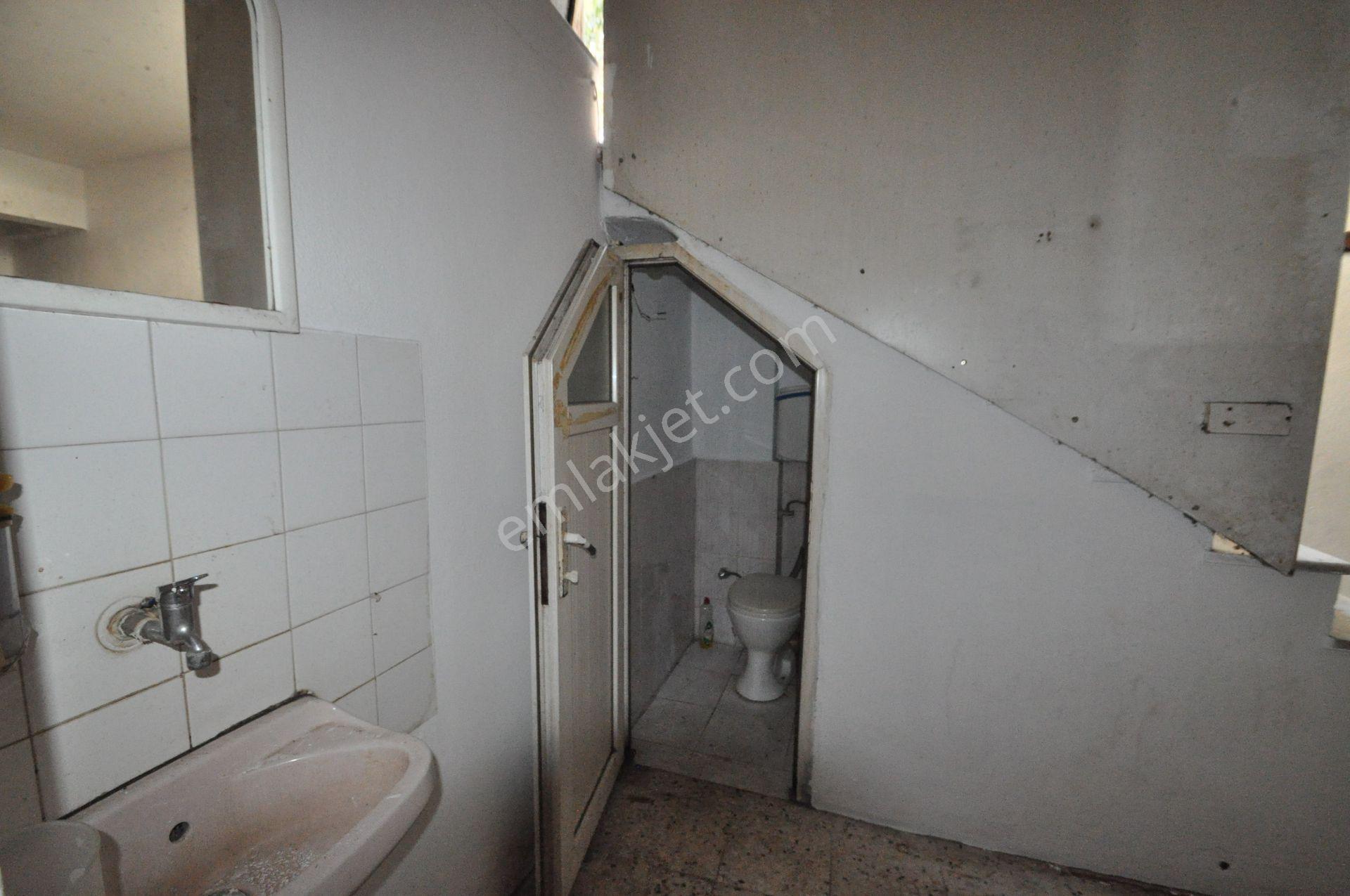Bayrampaşa Kartaltepe Kaçmazdan Kiralık Net 120m2 Yarıbodrum Atölye Depo Vs.dükkan - Görsel 4