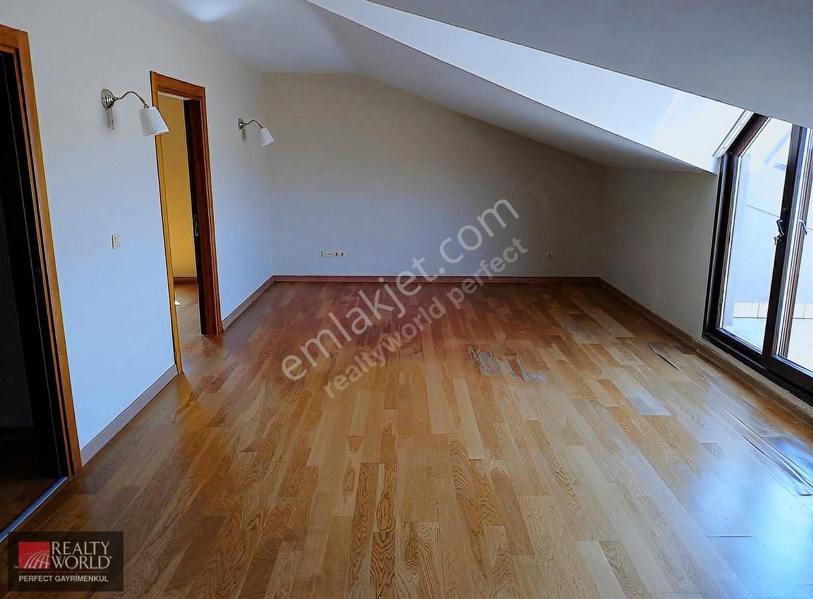 *realty World*zekeriyaköy Site İçinde Özel Havuzlu 5+1 Villa - Görsel 6