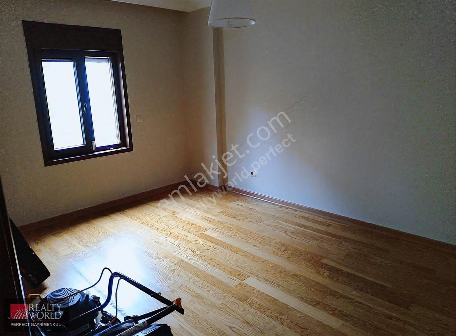 *realty World*zekeriyaköy Site İçinde Özel Havuzlu 5+1 Villa - Görsel 9