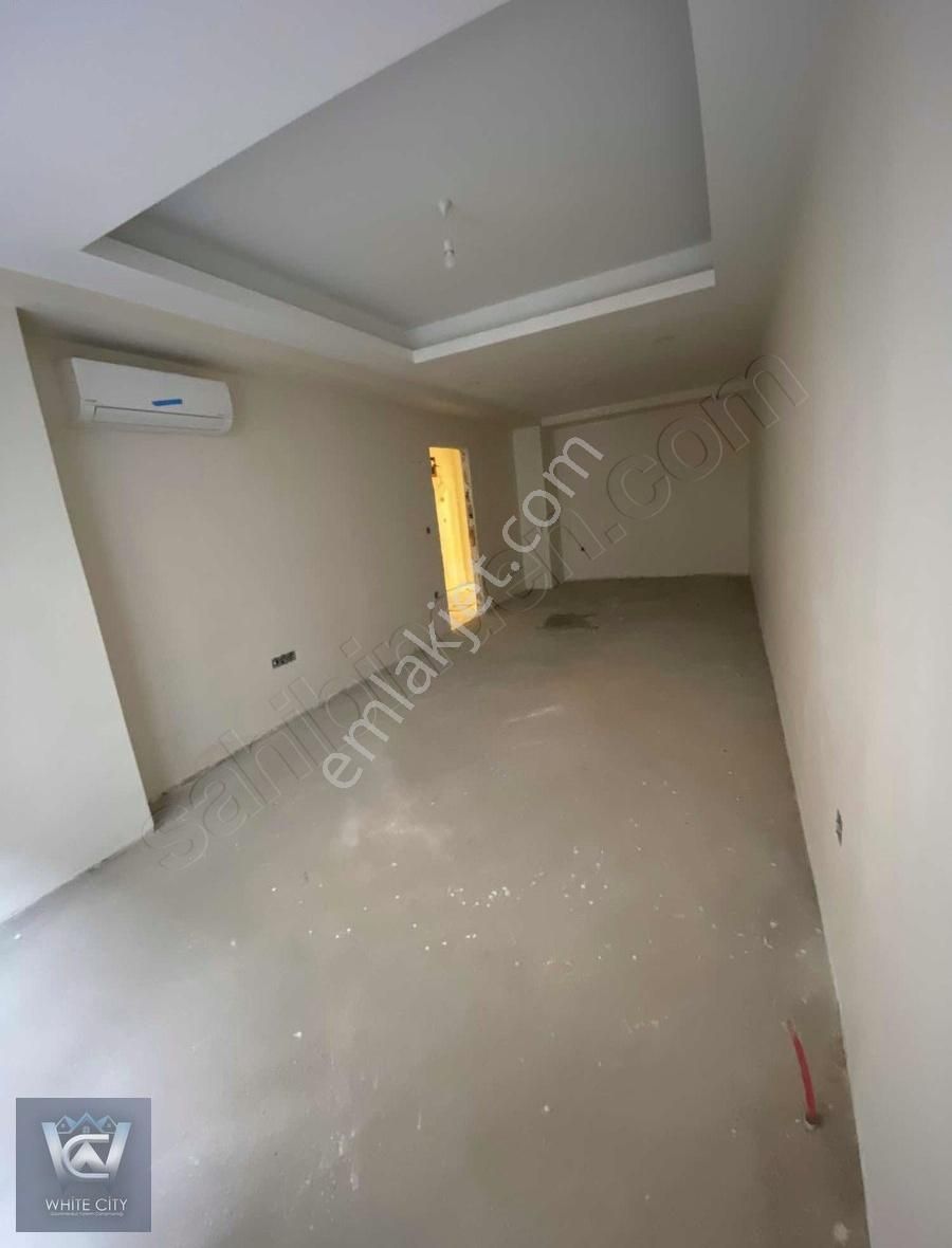 Satılık 3+1 Lüks Asansörlü Ebeveyn Banyolu C-40 Betonlu