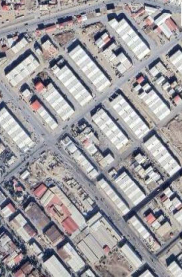 Yeni Sanayide 150 M2 Köşebaşı Arsa