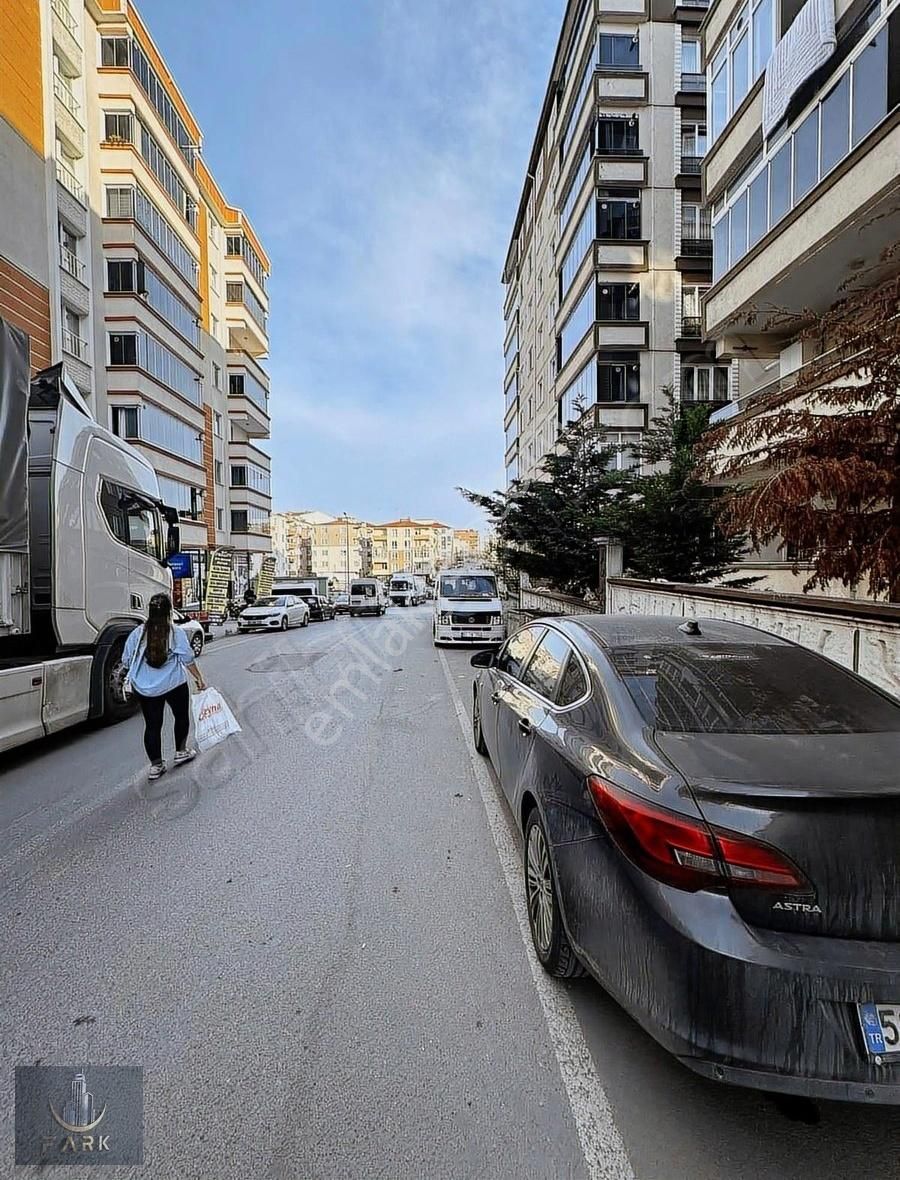 Satılık Merkezi Konumda Geniş 2+1 Daire