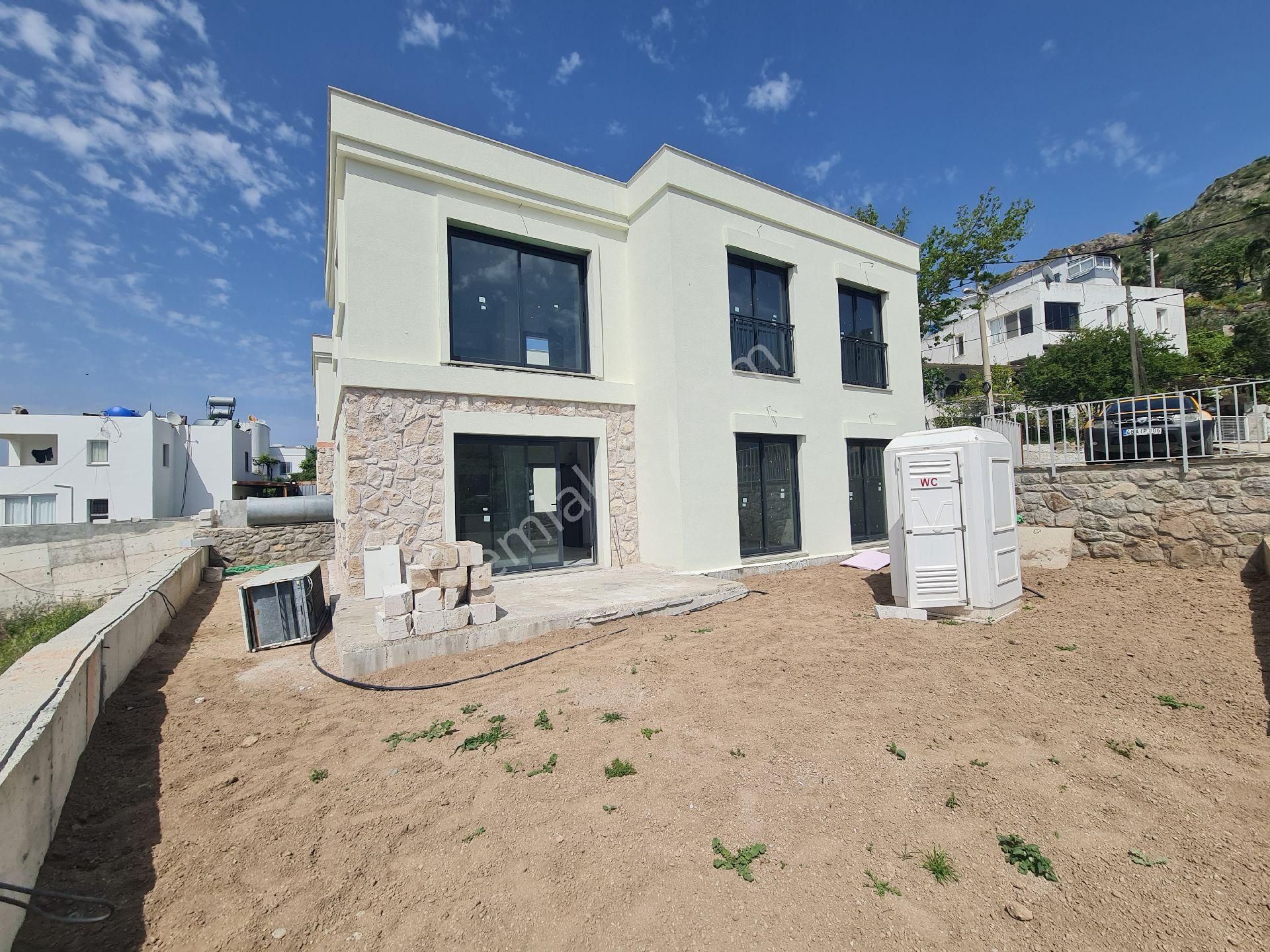 Gürece'de Satılık Alt Ve Üst Kat Sıfır Daireler