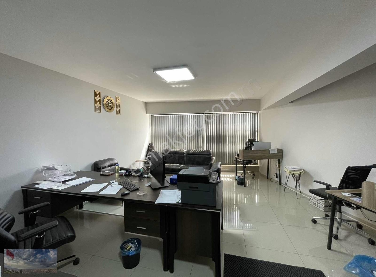 Bayraklı Adliye Muhitinde Satılık Ofis Tipi Daire - Görsel 13