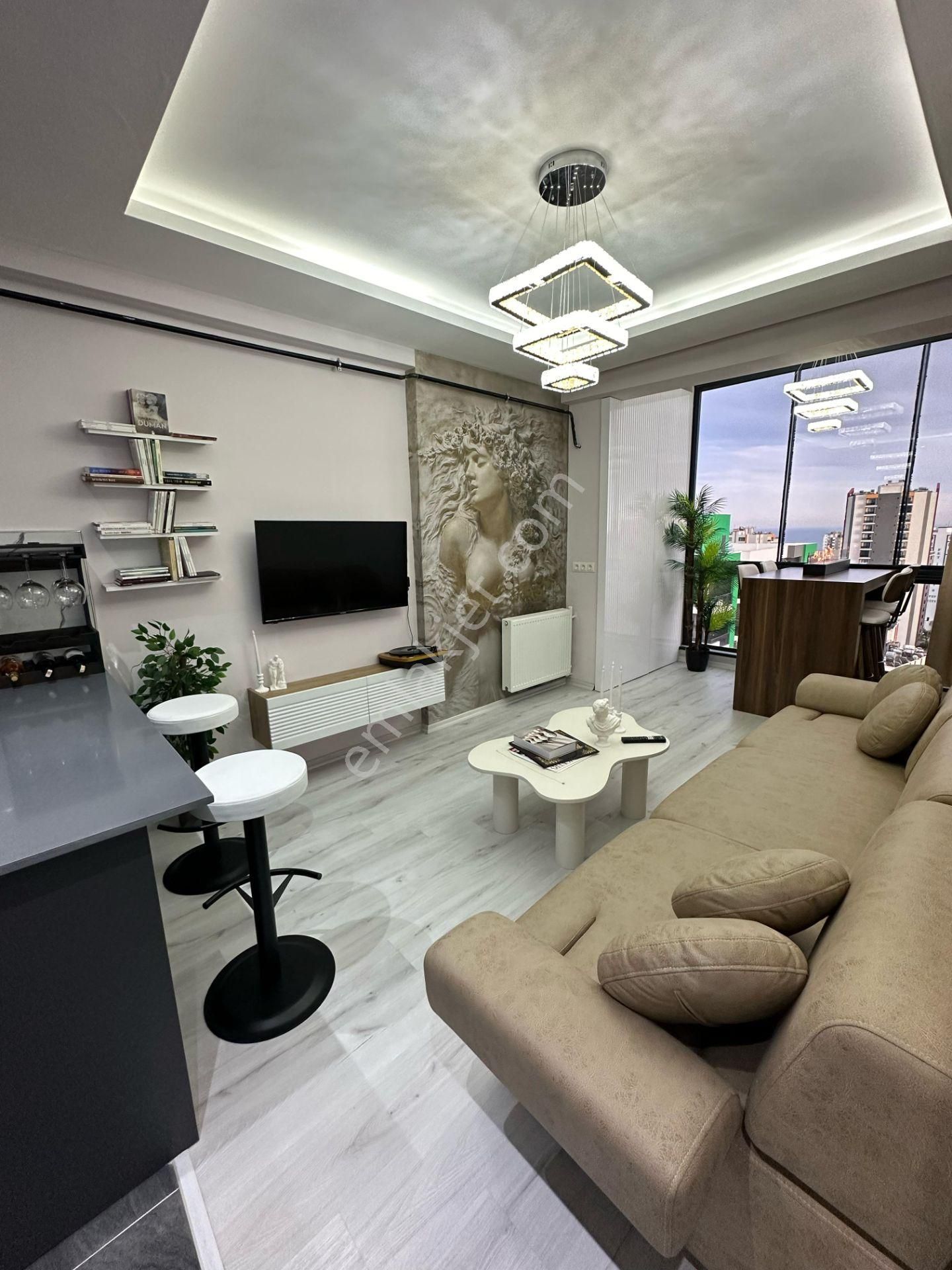 Ergünden Panaromik Deniz&şehir Manz. Eşyalı Ultra Lüks 1+1 Daire