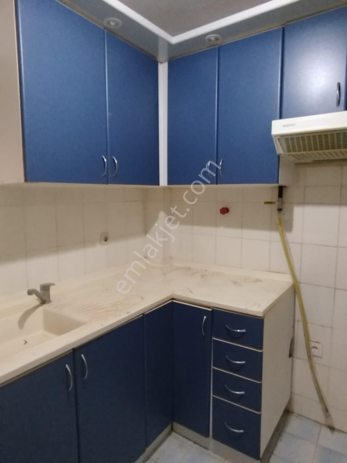 Star Emlakta G.yalı Adnan Saygun San.mer.yakında Merkeziyerde 2+1 80m2 K/1
