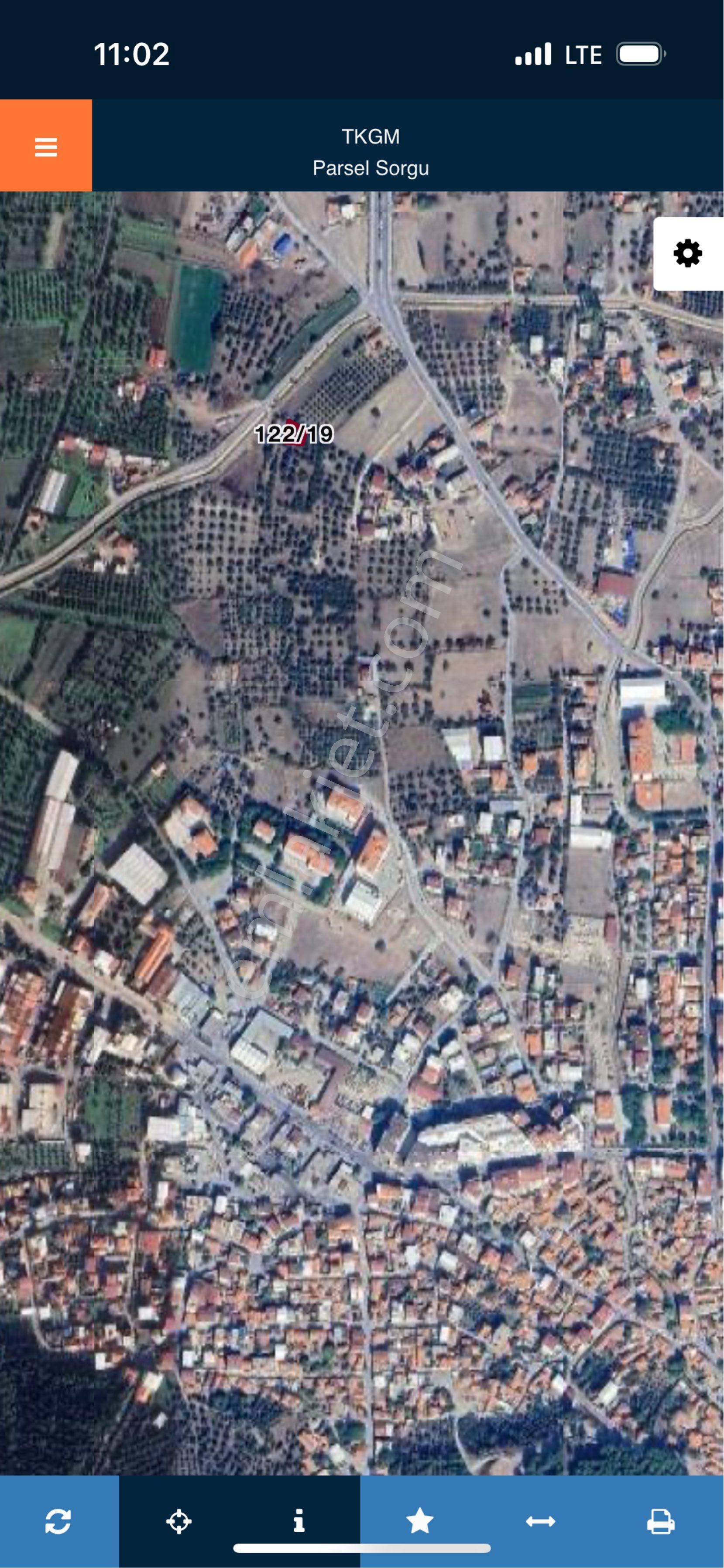 İzmir Kınık Osmaniye Mahallesinde 312 M2 Yerleşkeye Yakın Mahmut Demir Den