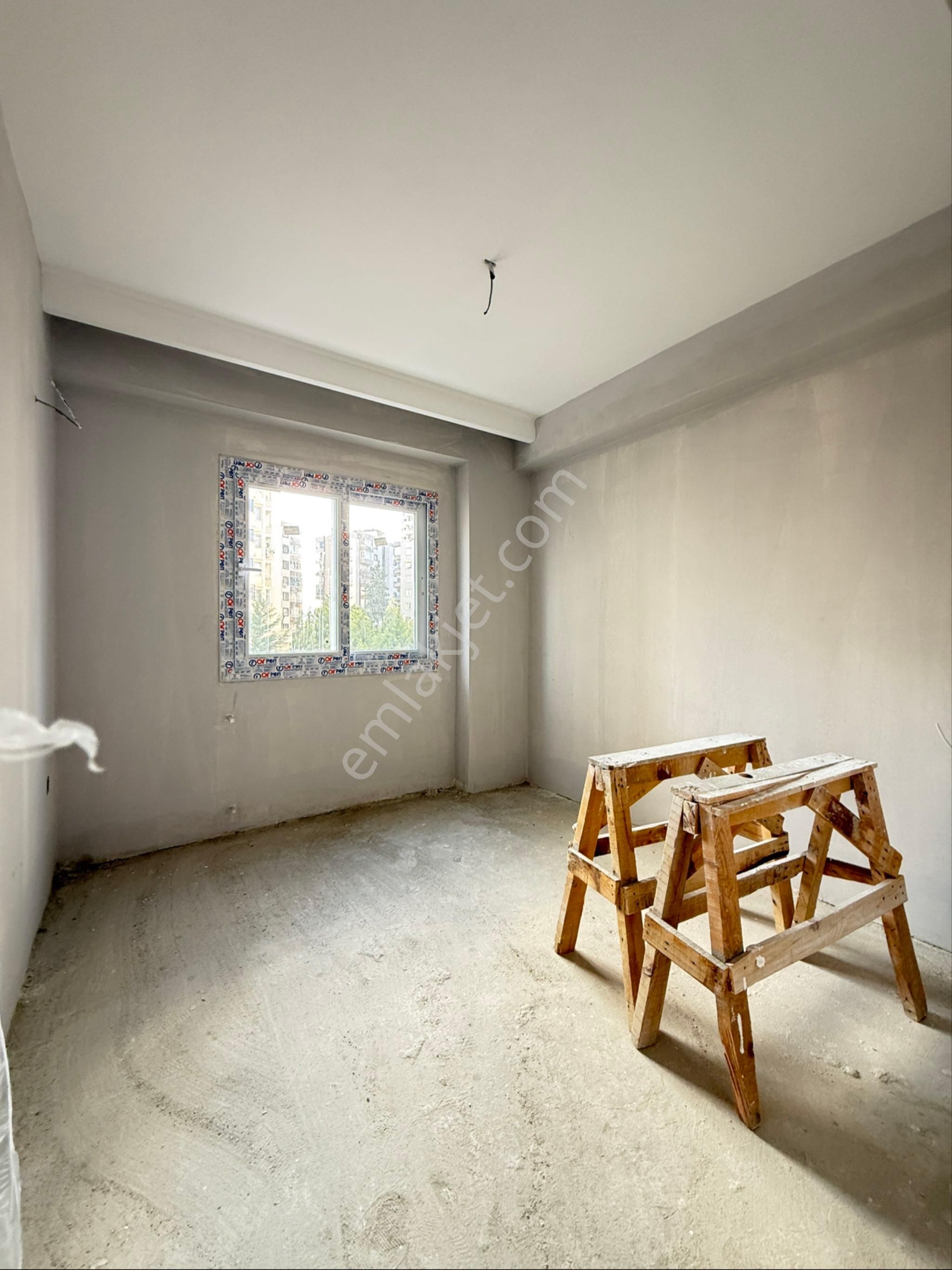 Huzurevleri Mahallesinde Sıfır 3+1 Kapalı Mutfak Çift Banyo Giyinme Odalı Direk Hasarsız !! - Görsel 12