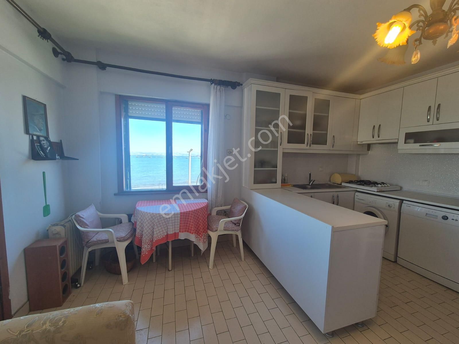 Yalova Taşköprü Zuhalkent'te Denize Sıfır 2+1 Eşyalı Kiralık - Görsel 12