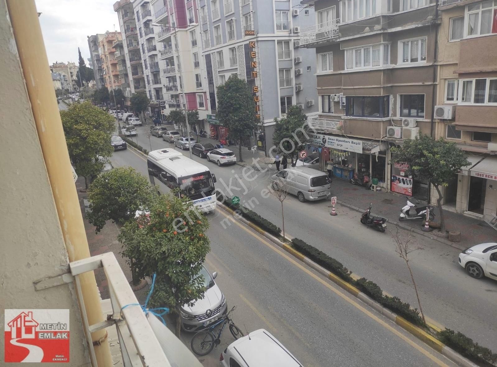 Batı Gazi Bulvarı Cadde Üzeri 2+1 Sobalı Arakat Daire