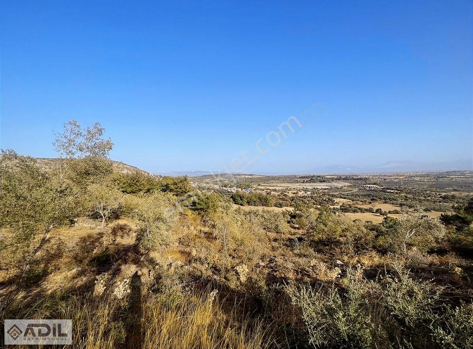 Yukarıkırıklar Da Satılık 10.900 M2 Arazi