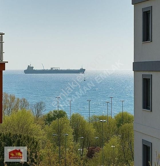 Kaynarca Almera Sitesinde Deniz Manzaralı Marmaraya Yakın Daire
