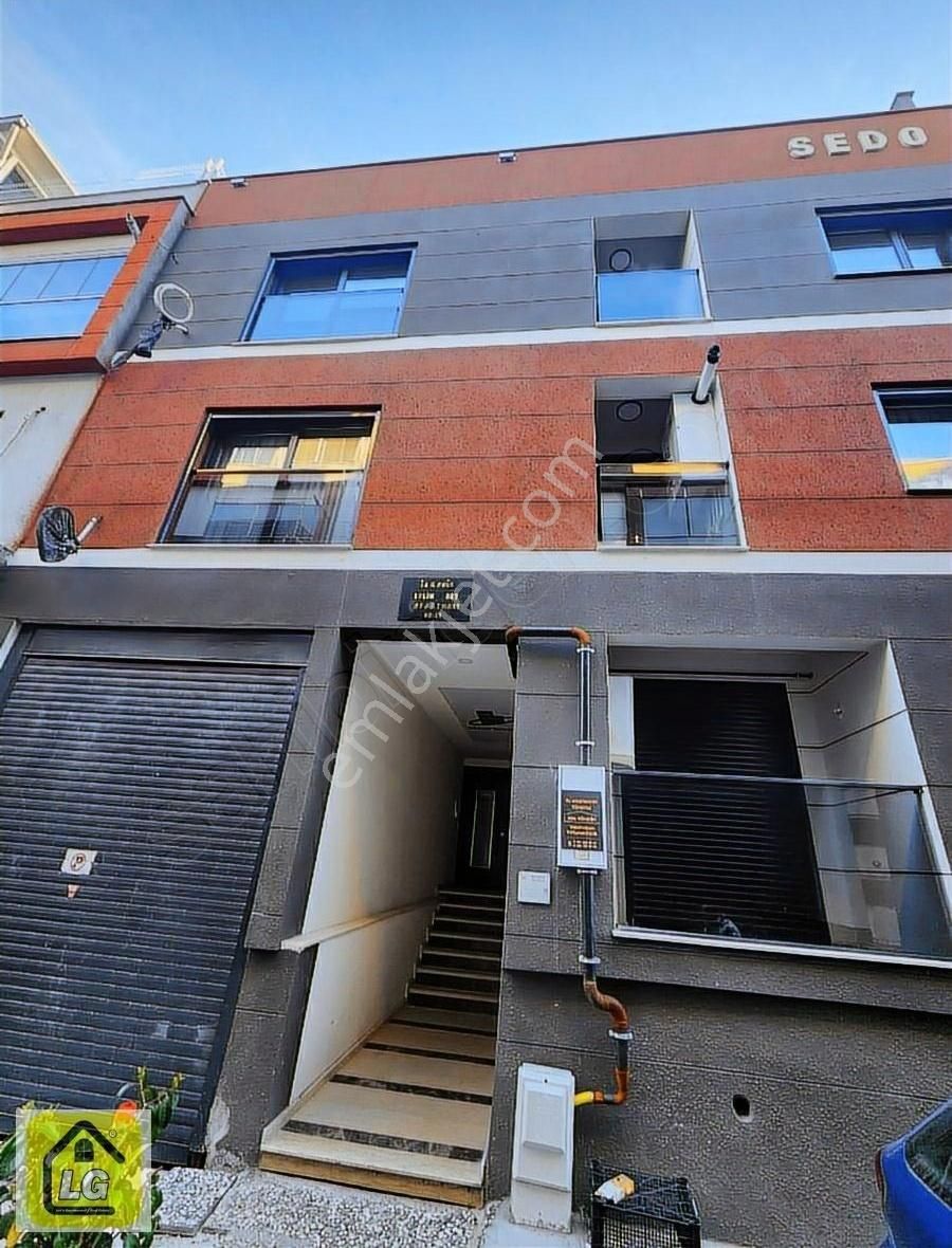 Yenı Mahallede Kıralık 2+1 Acık Mutfak