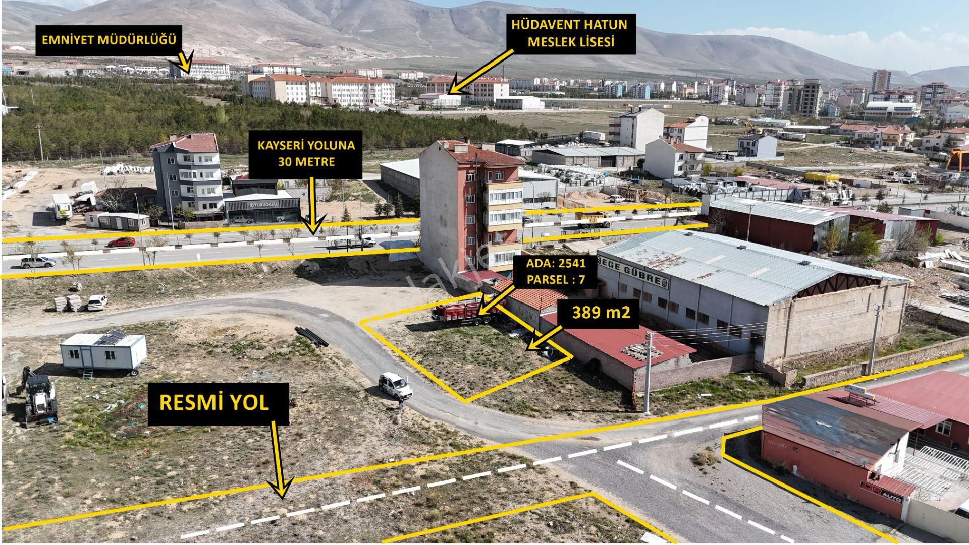E.gökal Şahinali Ticari Arsa ! 384 M2 Sanayi Bölgesi !