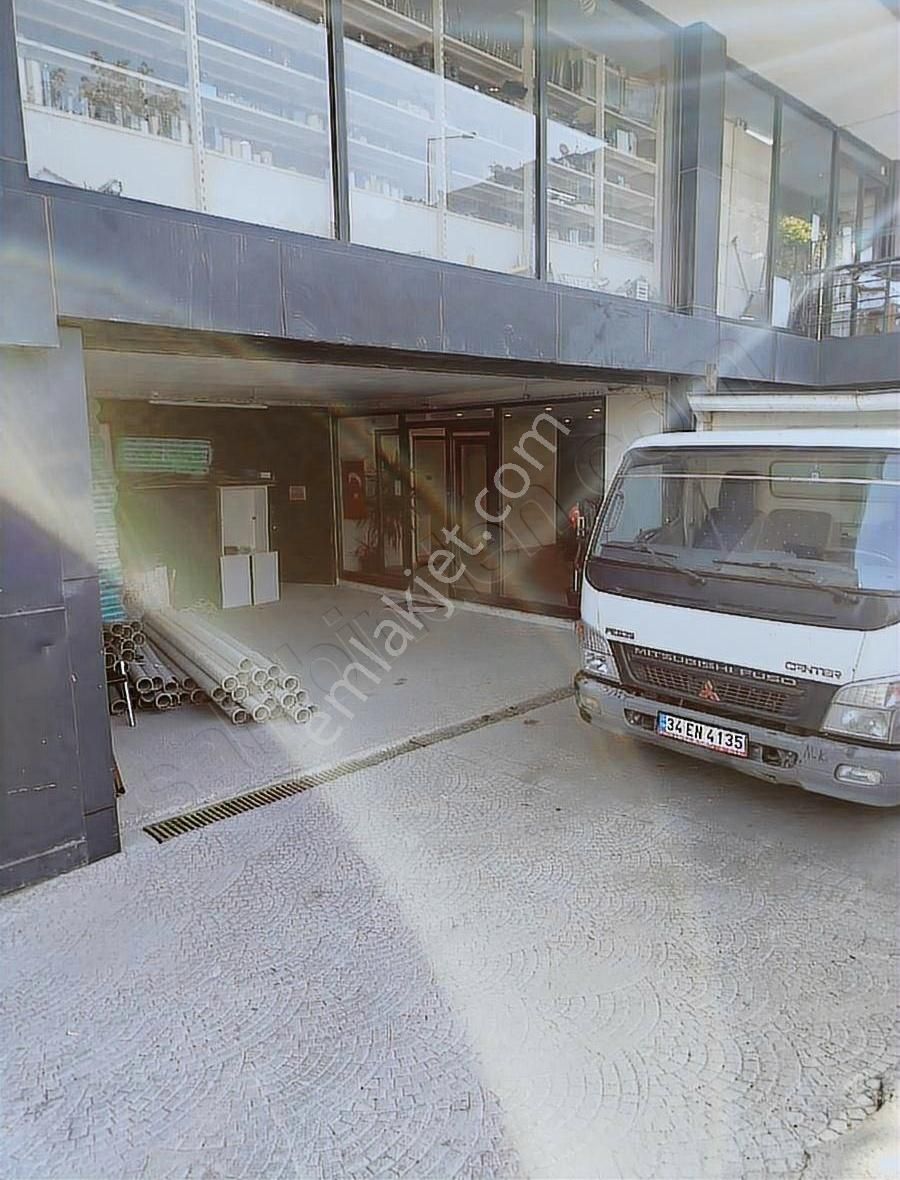 Her Yere Yakın Nitelikli Kiralık İşyeri