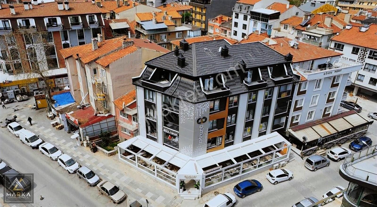 Marka'dan Şehir Merkezi Fesleğen Karşısı Dubleks 3+1 Daire