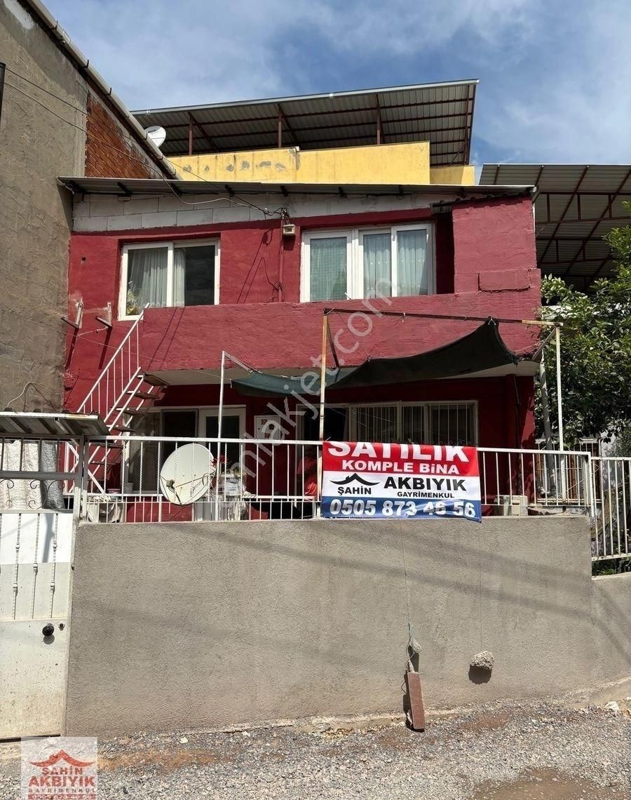 Bayraklı Tepekule Mah 2 Kat Komple Bina 87m2