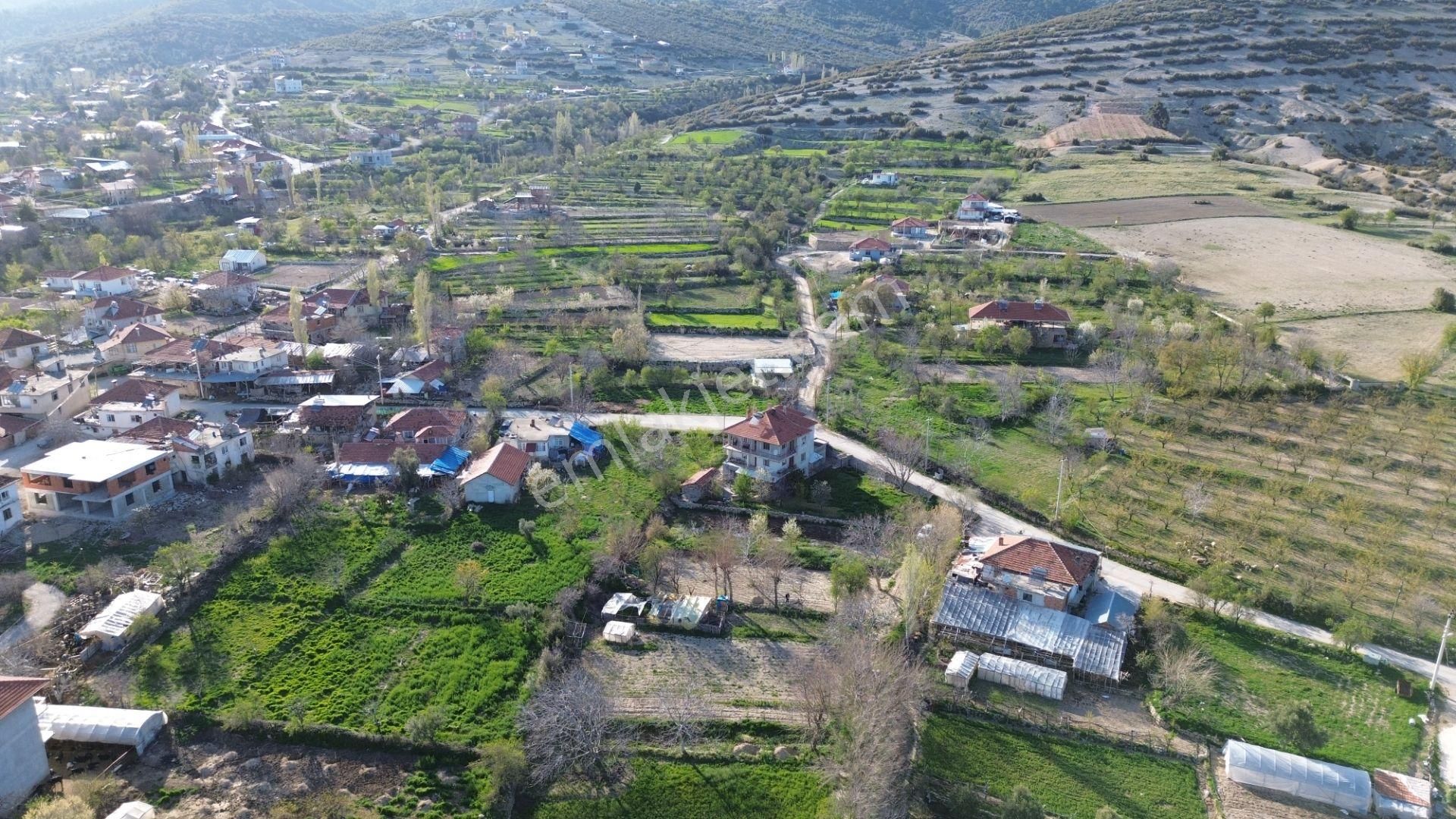 Korkuteli Yeltende Satılık 997 M2 Köyiçinde İmar Sahası İçinde Bahçee - Görsel 12