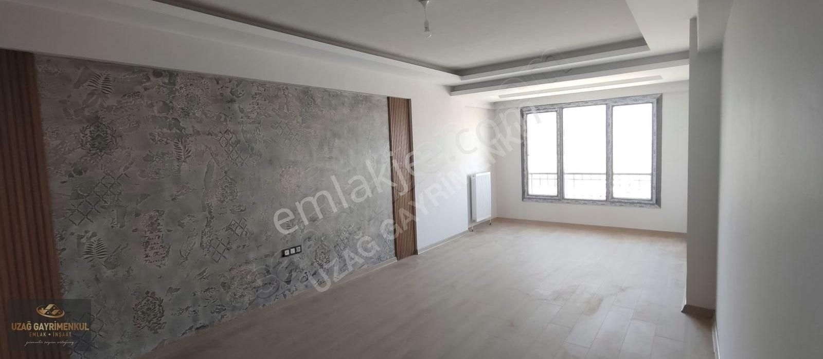Uzağ Gayrimenkul-erkilet Camikebir Mah. İlkut 2,5+1 Orta Daire