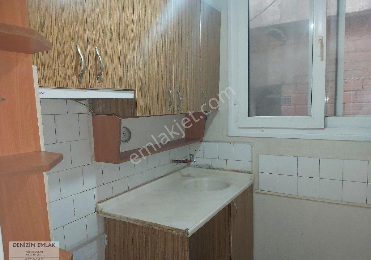 Dairemiz Alaybey Selçuk Yaşar İlköğtim Okulu Yakını 2+1 Kiralık