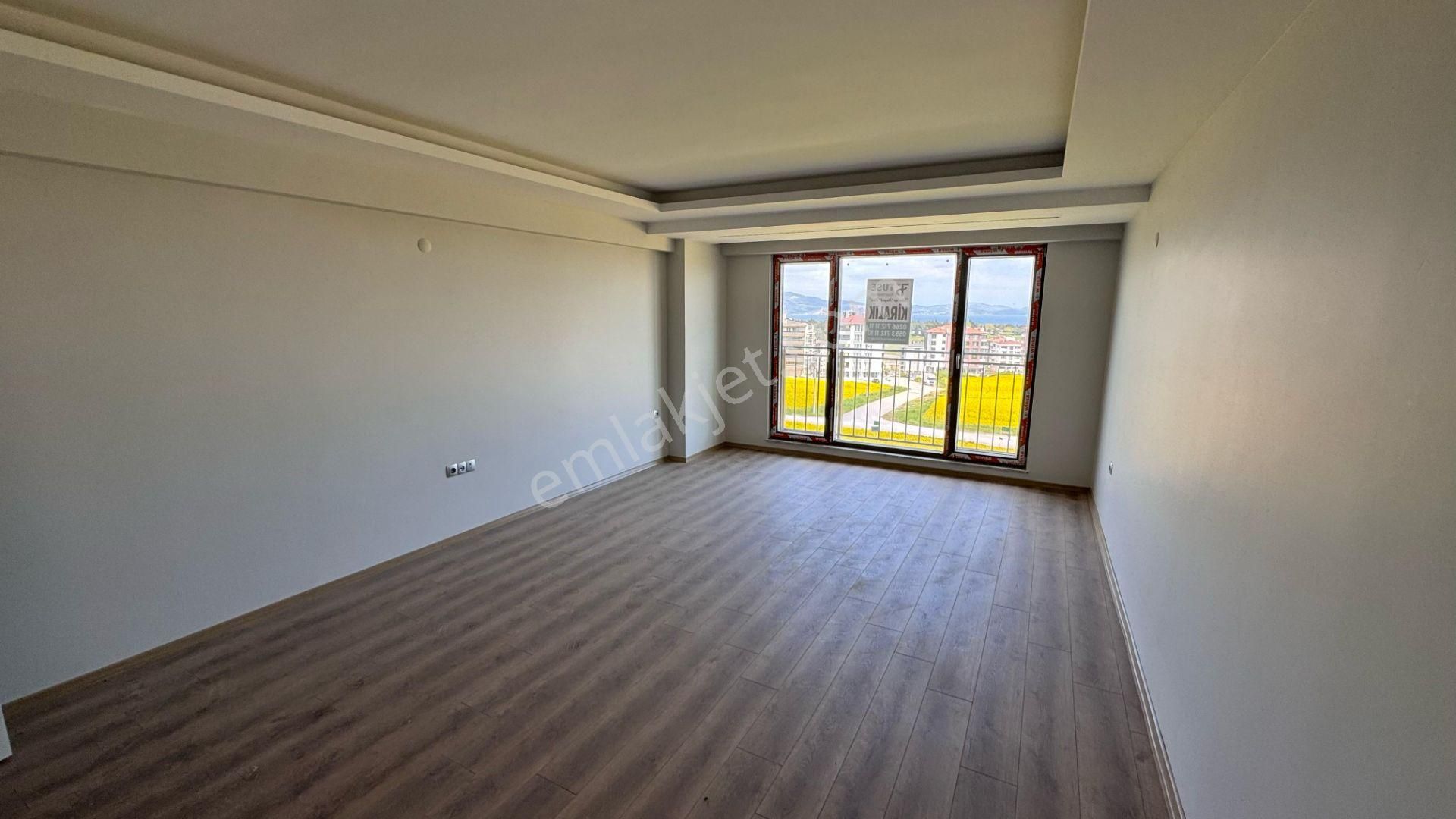 Paşakent Mah.sıfır Ultra Lüks Deniz Manzaralı 3+1 Kiralık Daire