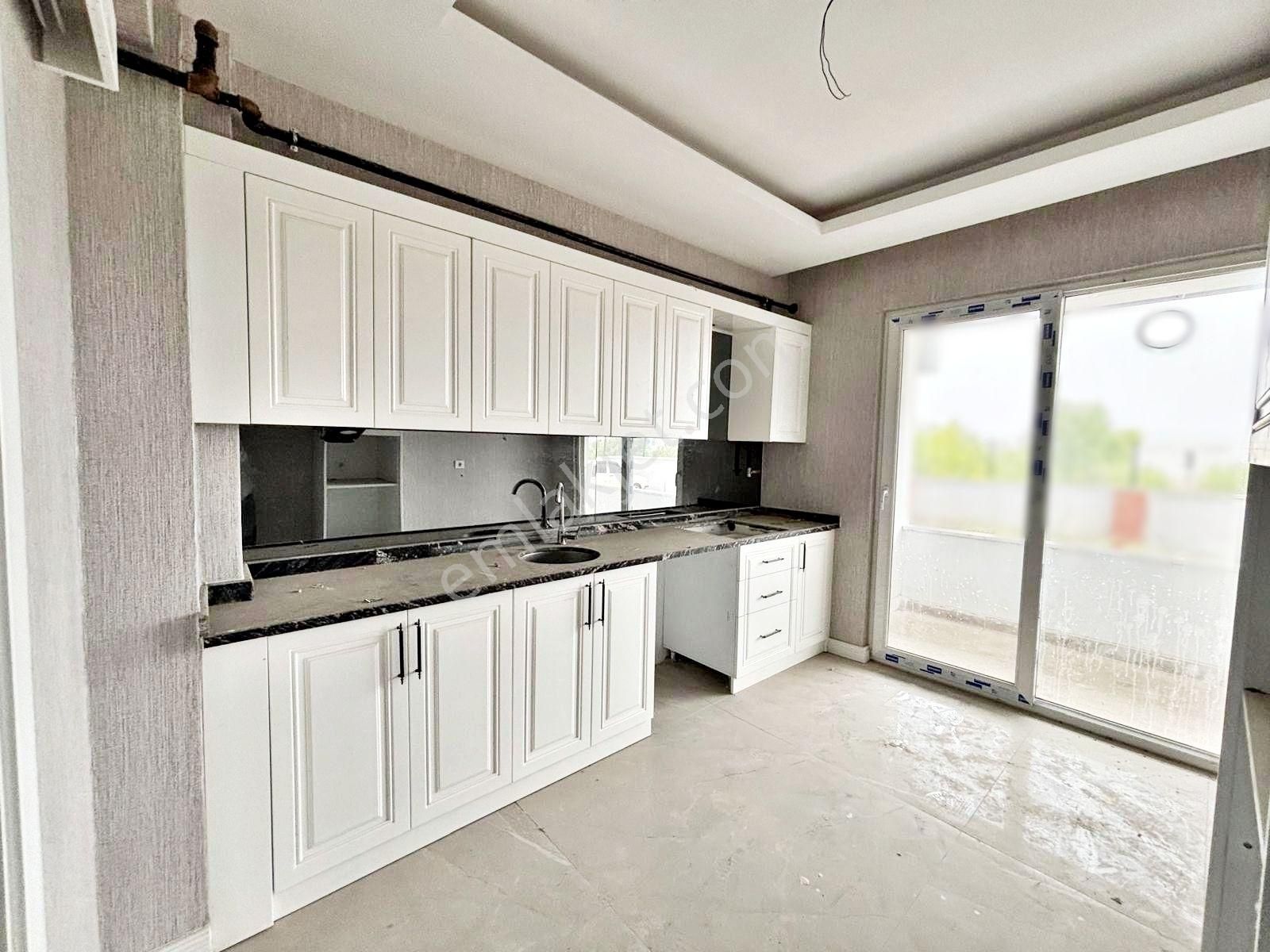 Alpaslan'da Modern Tasarımlı Yerden Isıtmalı Ultralüx 2+1 Daire