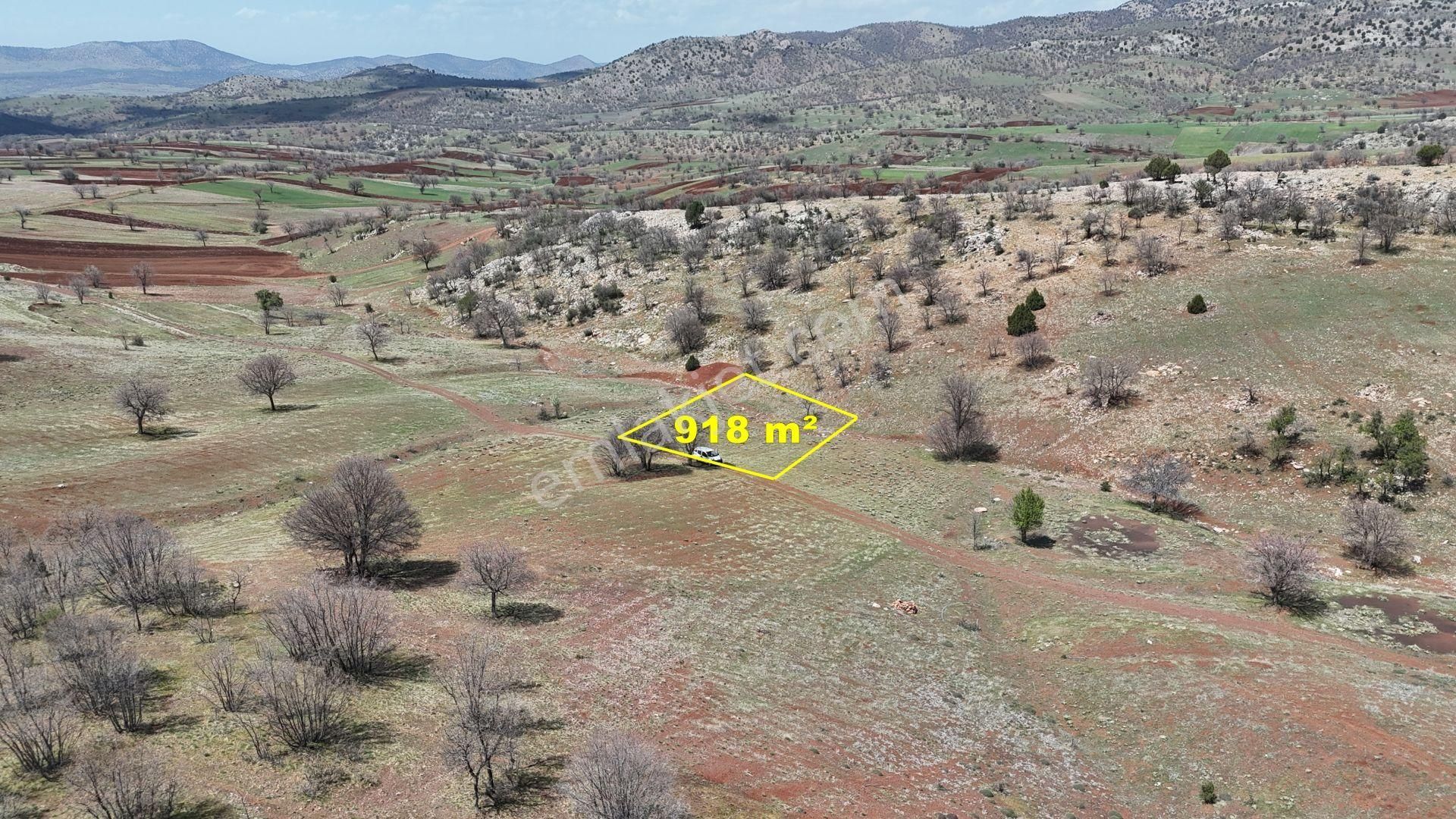 Konya / Güneysınır / Kızılöz Mahallesinde 918 M² Müstakil Tapulu Tarla