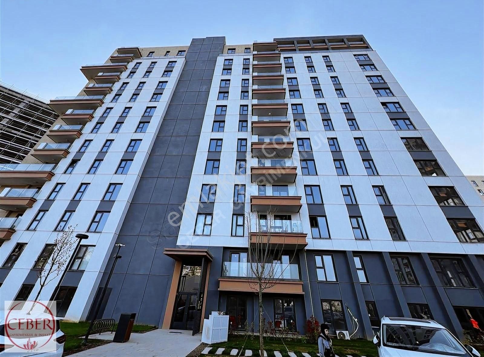 Kıptas Arkatlı Full Denız Manzaralı 2+1 + Gıyınme Odası 0 Daıre