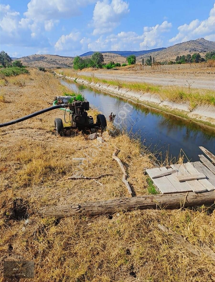 Kepsut Hotaşlarda Asfalta Yakın Kanaldibi Satılık Süper Tarla