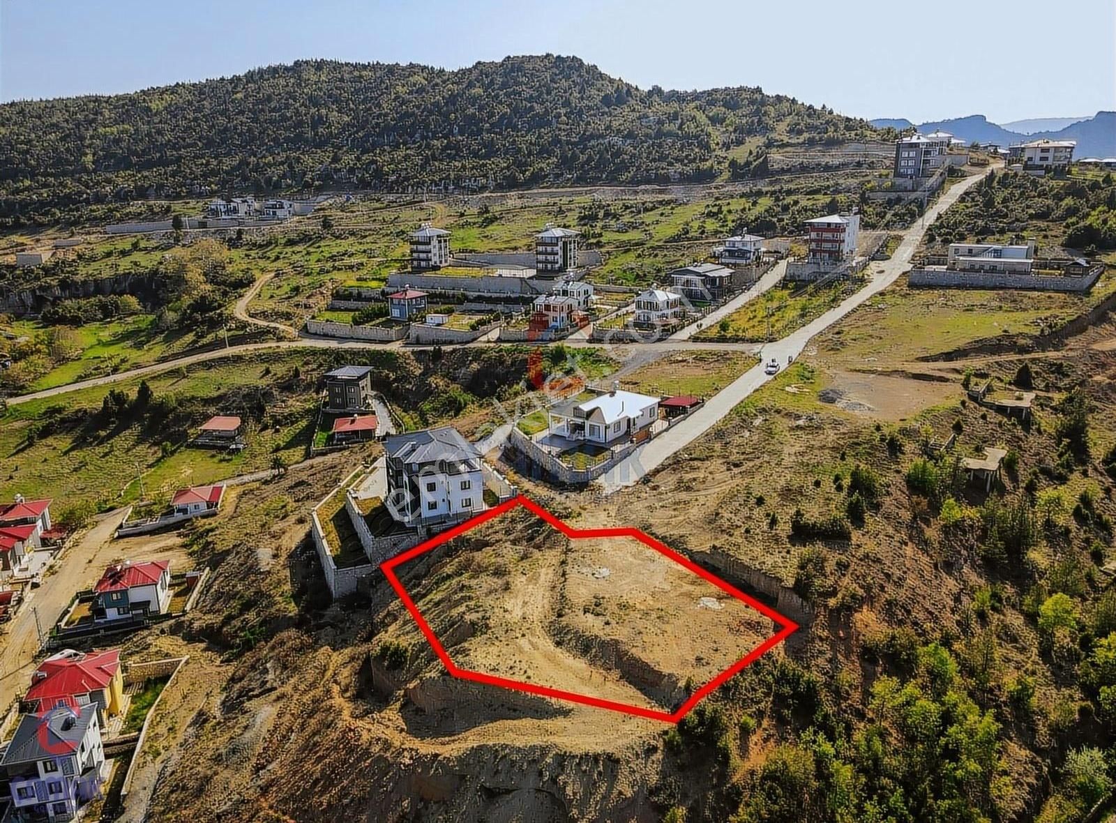 Çamak'tan Deniz Manzaralı 3 Cephesi Açık 1723 M² İmarlı Arsa