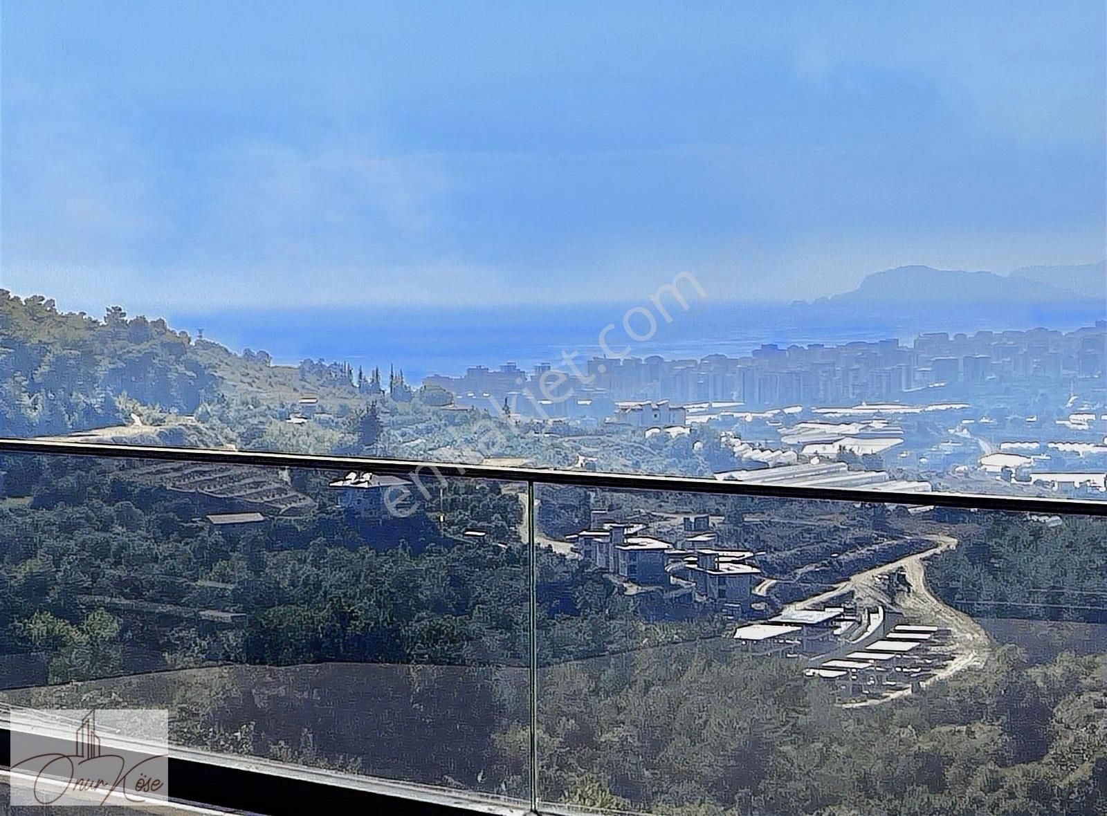 Alanya Kargıcakta Lüks Deniz Manzaralı 4+2 Triblex Villa - Görsel 13