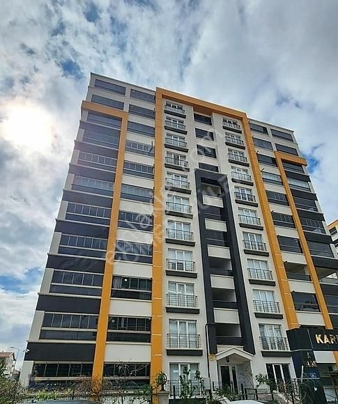 Güler^den Başpınarda 2 Bloklu Sitede Kplı Oparklı 3+1 150m2teras