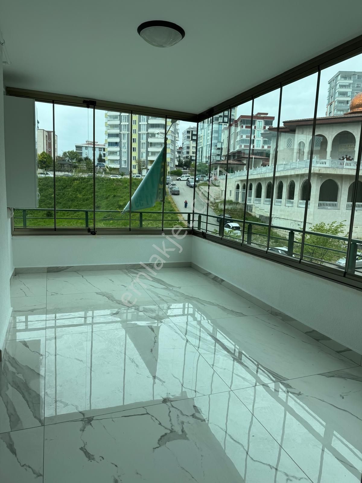 Hisardan Muhteşem Lokasyonda Ultra Lüx G.odalı 150 Net 3+1 Daire