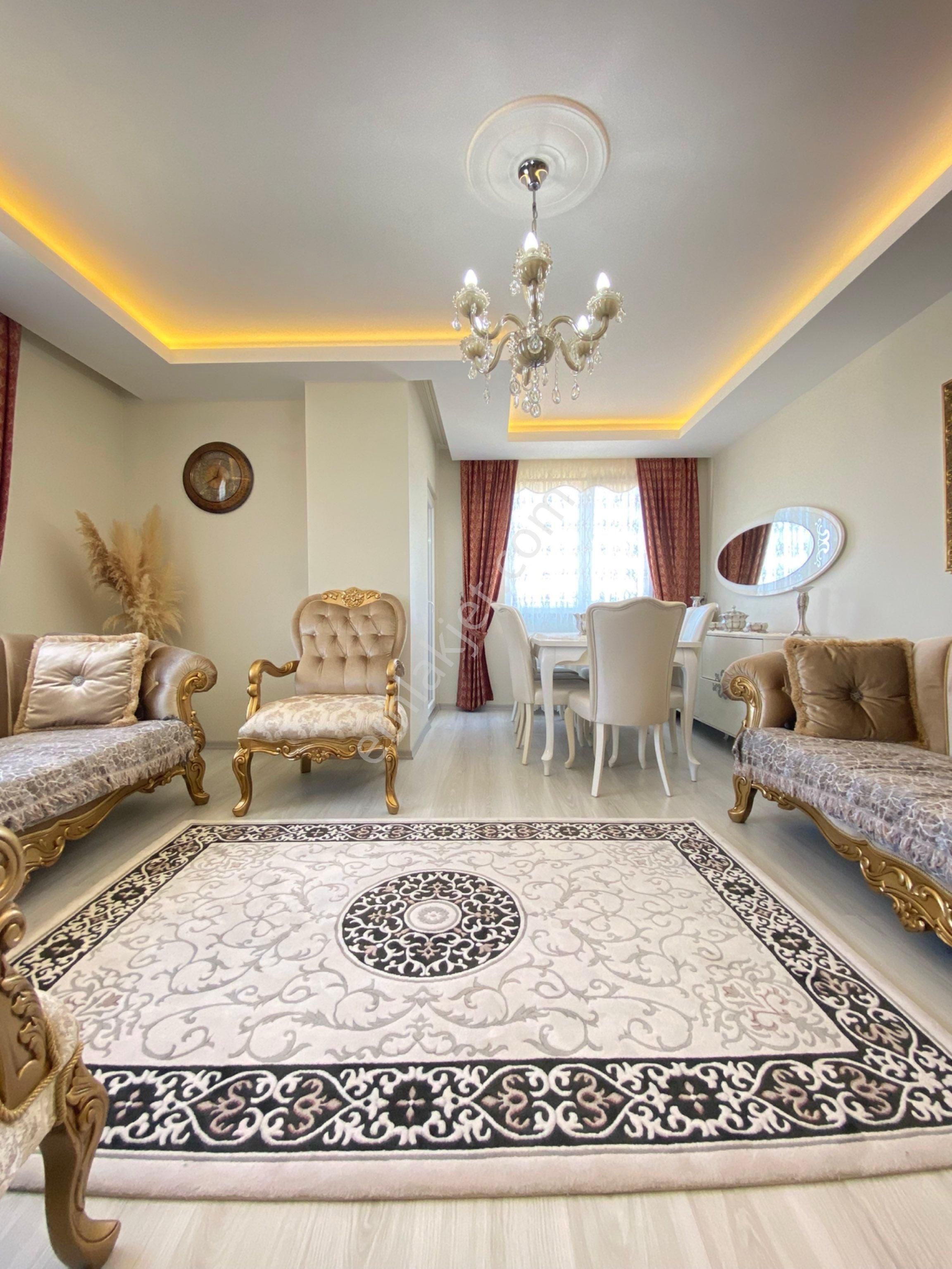 Sultanbeyli Mimarsinan Mah. Satılık 2+1 Arakat Daire