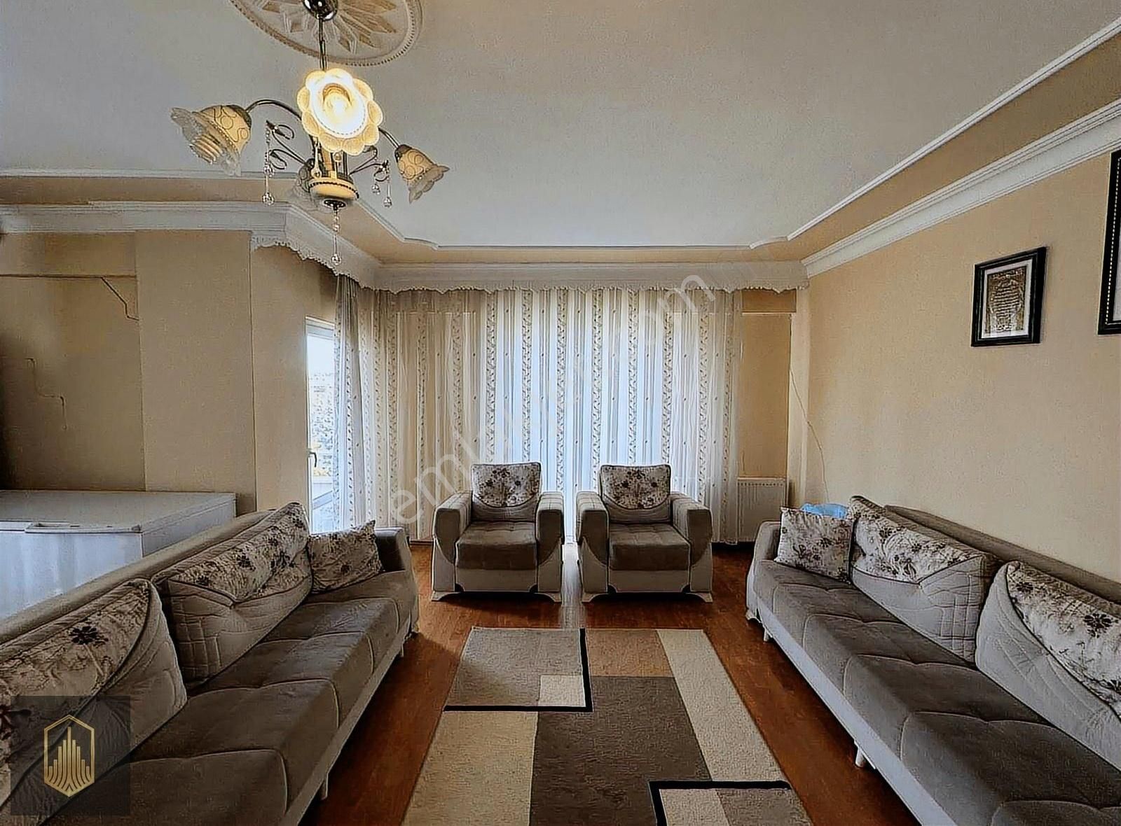 Toprak Gayrimenkul'den Kumlugeçit'te 3+1 130m2 Ara Kat Daire