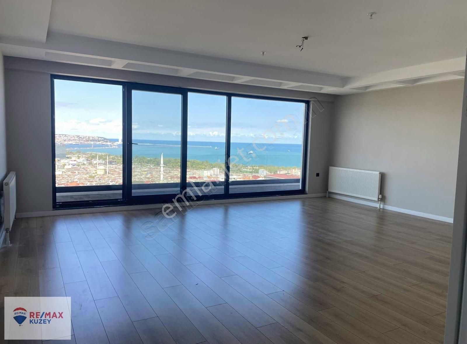 Remax Mürşide'den Canik'in Gözdesi Töre Towers'da Kiralık 3+1