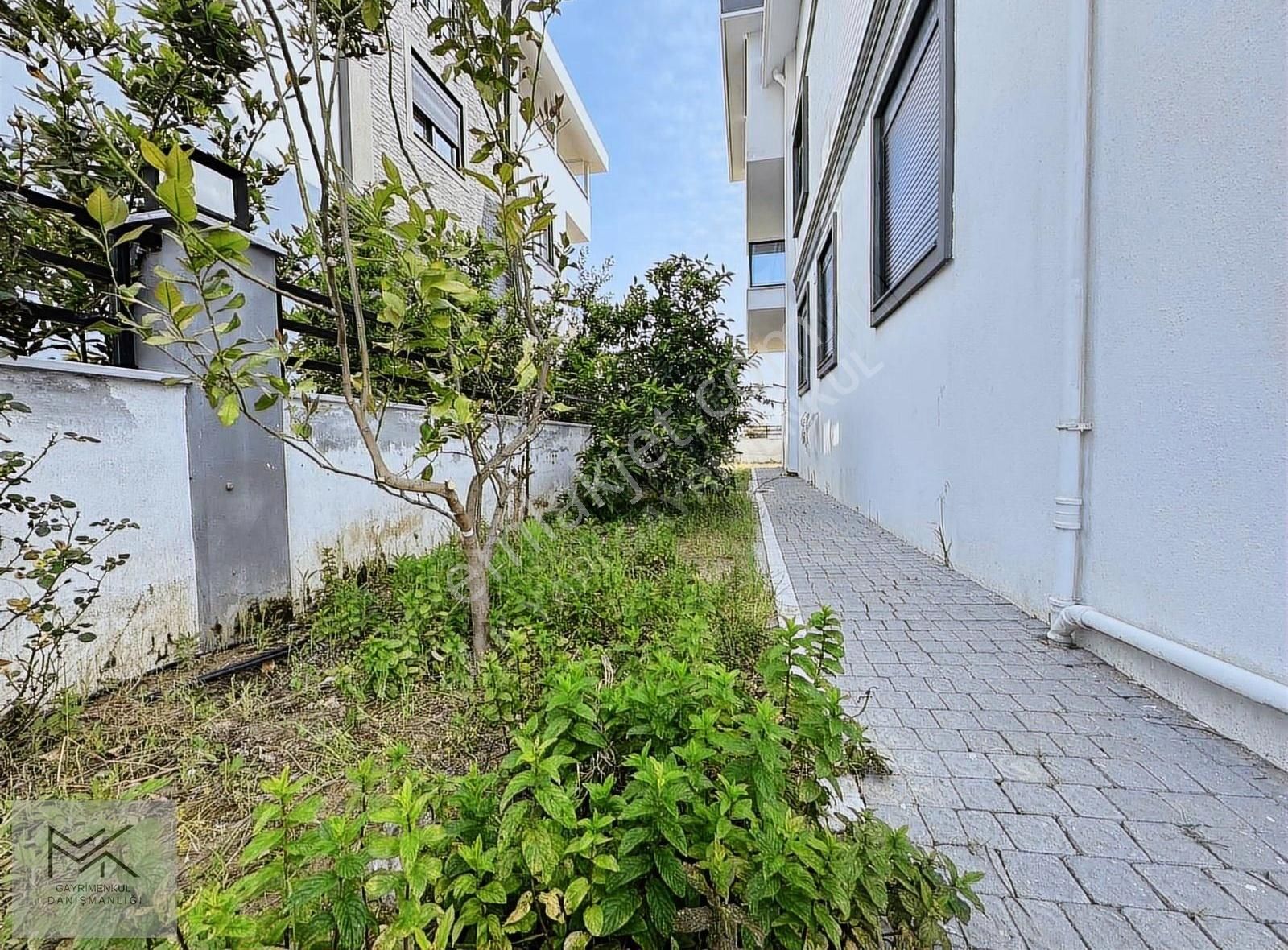 Ilıcada 4+1 Ekstra Geniş Salon Ve Odalı Satılık Dubleks Daire