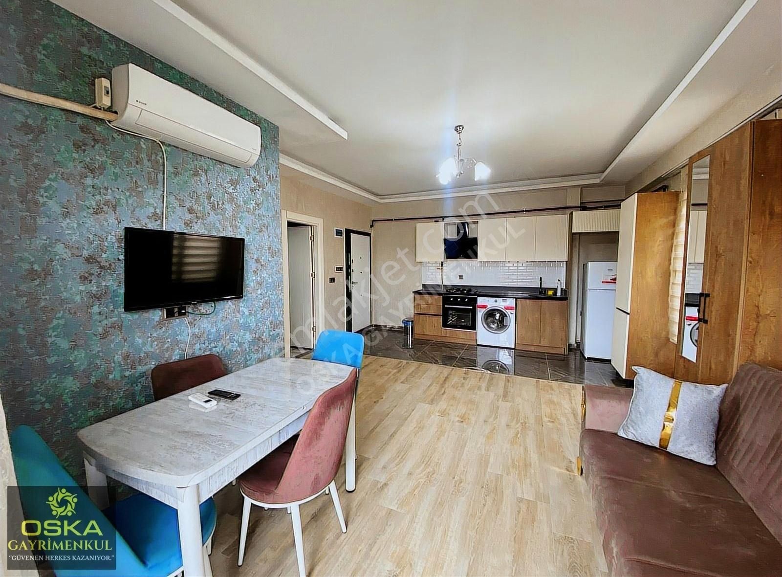 Oska'dan Batıkentte Mısırlı Yapıda Full Eşyalı 1+1 Satılık Daire